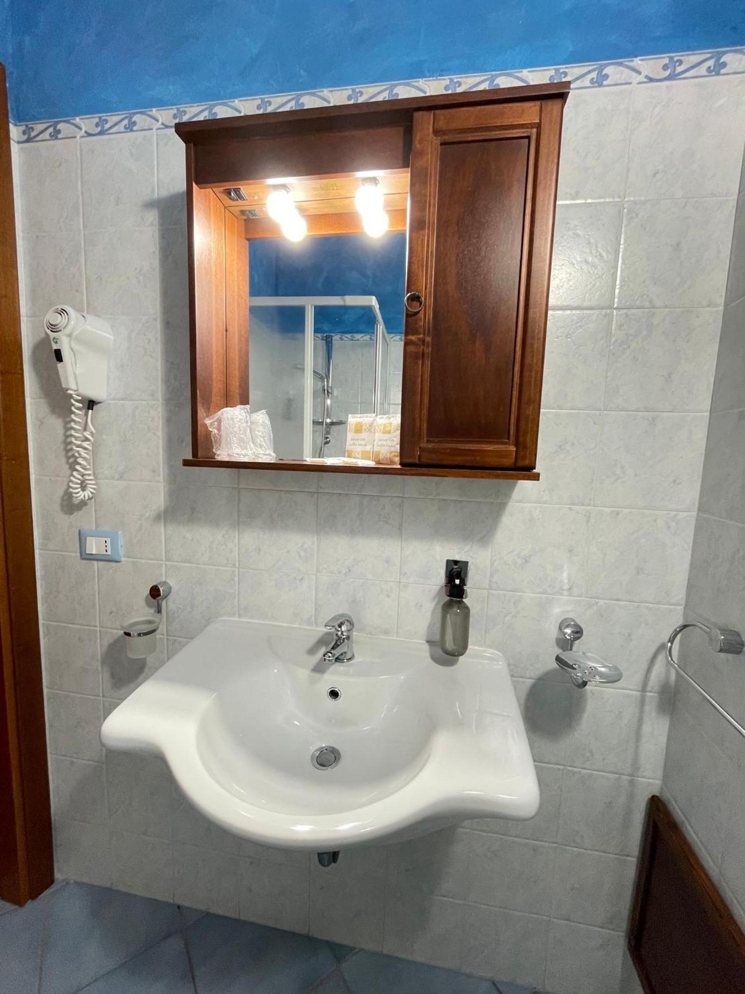 Hellas Makari B&B Сан Вито ло Капо Екстериор снимка
